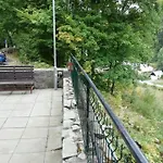 Karlov Pod Pradedem Apartment